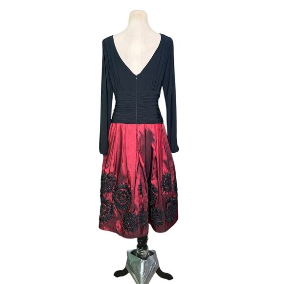 S.L. Fashions Stretch Jersey Bodice Jacquard Floral Print Dress Size 6 - Picture 2 of 15